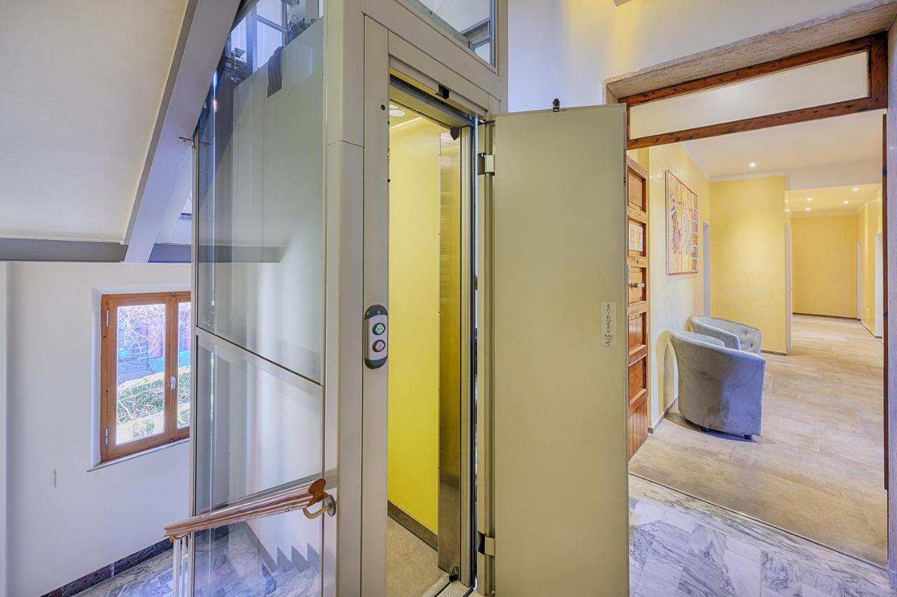 סיינה Eleroom מראה חיצוני תמונה